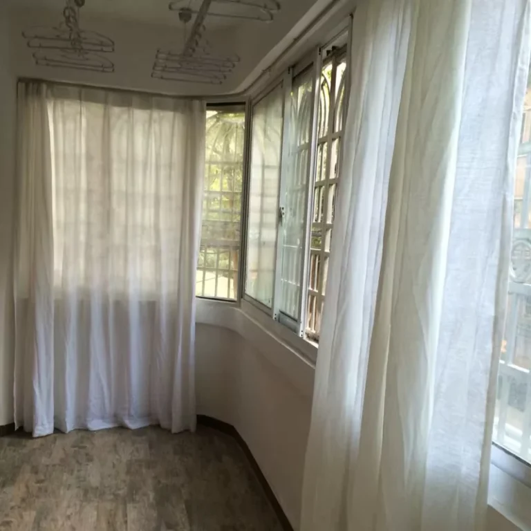 curtain1-1
