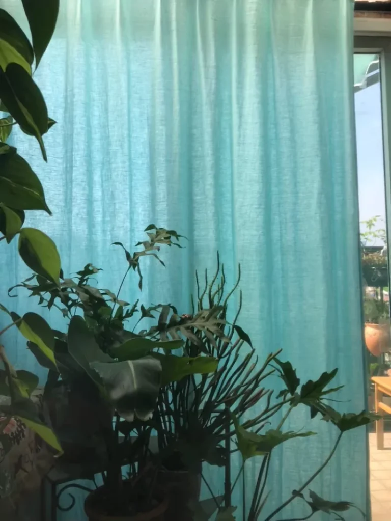 curtain1-3