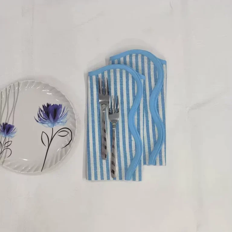 rimmed-napkin1-5