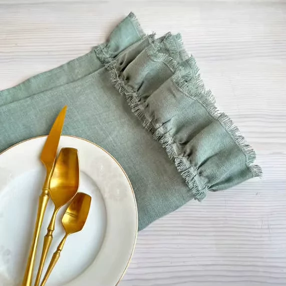 ruffles-napkin1-4