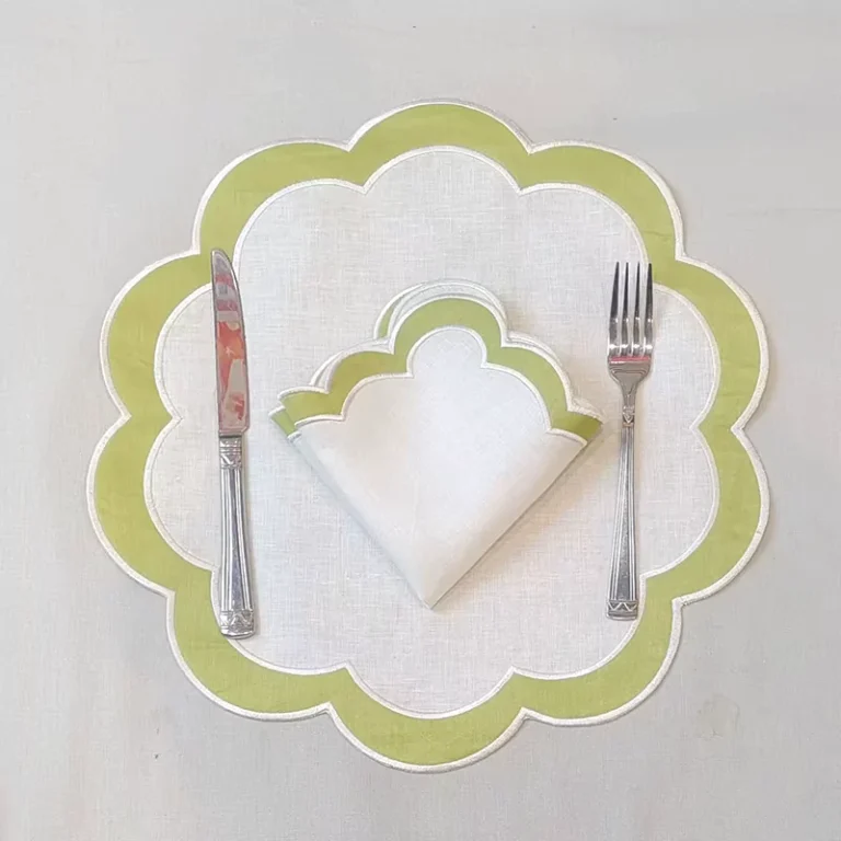 scalloped-edge-napkin1-5